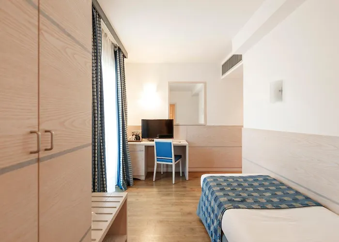 Caravel Bike Hotel
