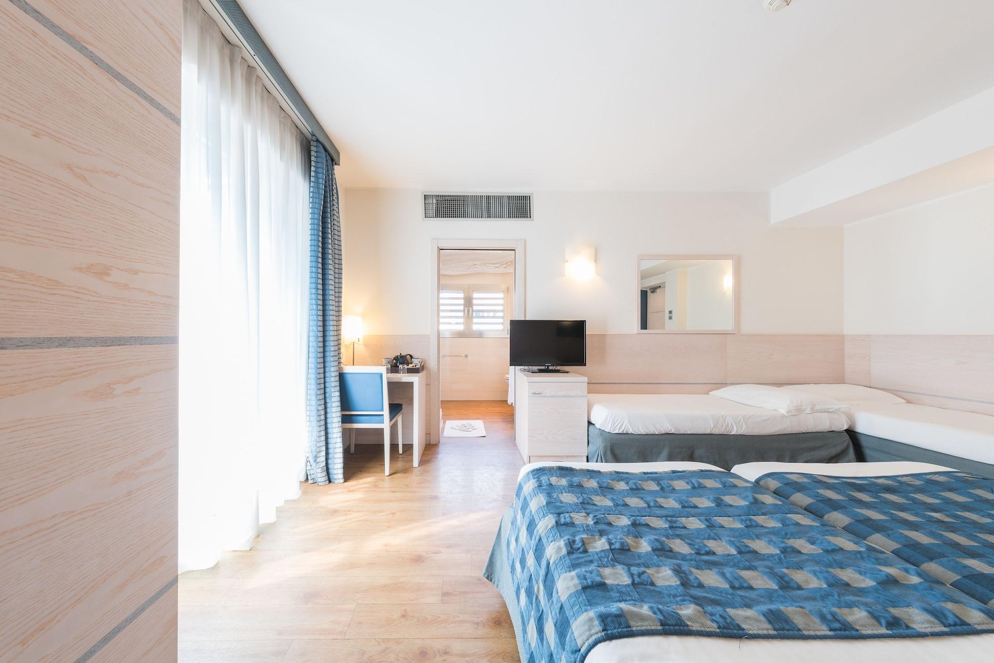 Caravel Bike Hotel 4*