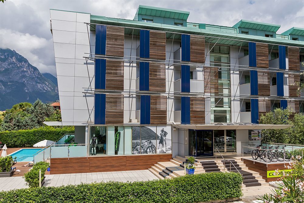 Hotel Caravel Bike 4*